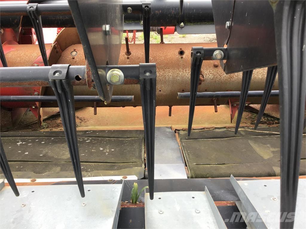 Case IH 3100 콤바인 헤드