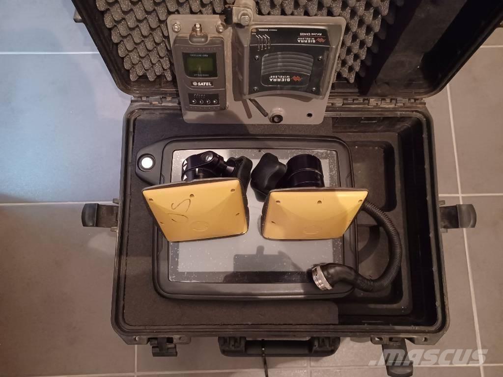 Komatsu PC 210 LC 대형 굴삭기 29톤 이상