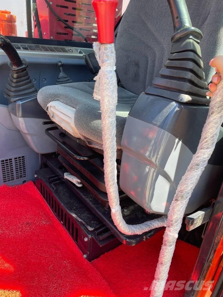 Doosan DX 60 소형 굴삭기 7톤 미만