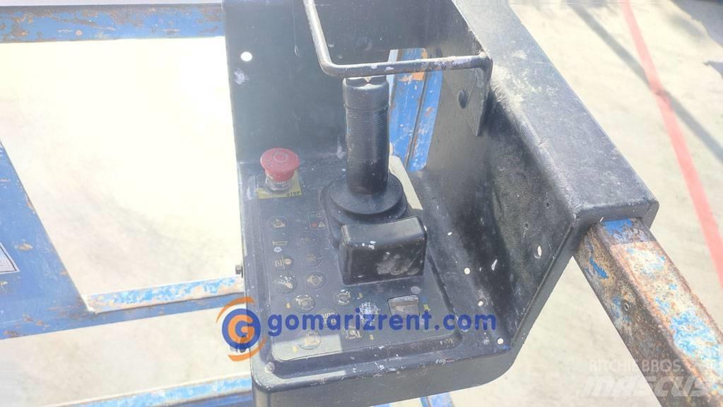 Genie GS 4390 RT 가위형 리프트