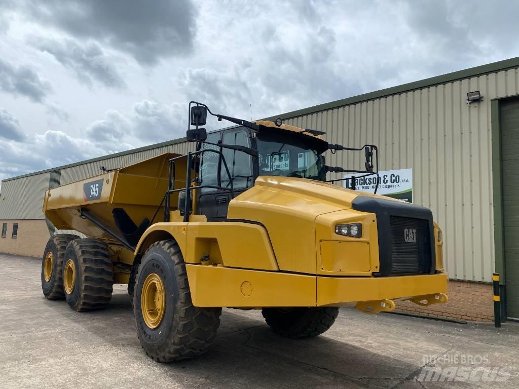 CAT 745 C 연결식 홀러