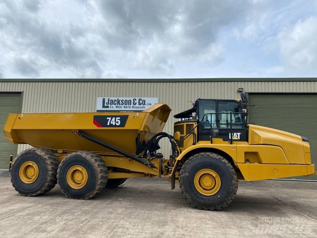 CAT 745 C 연결식 홀러