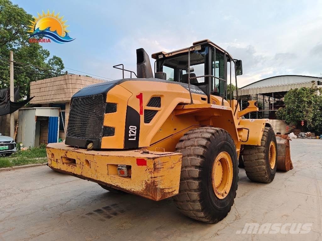 Volvo L 120  휠로우더