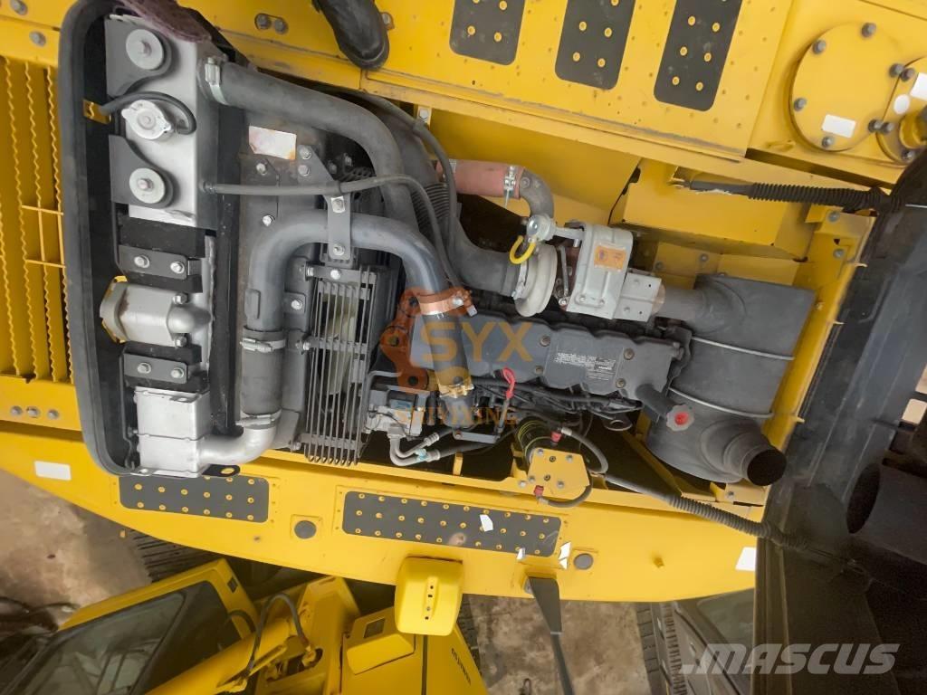 Komatsu PC 200-8 대형 굴삭기 29톤 이상