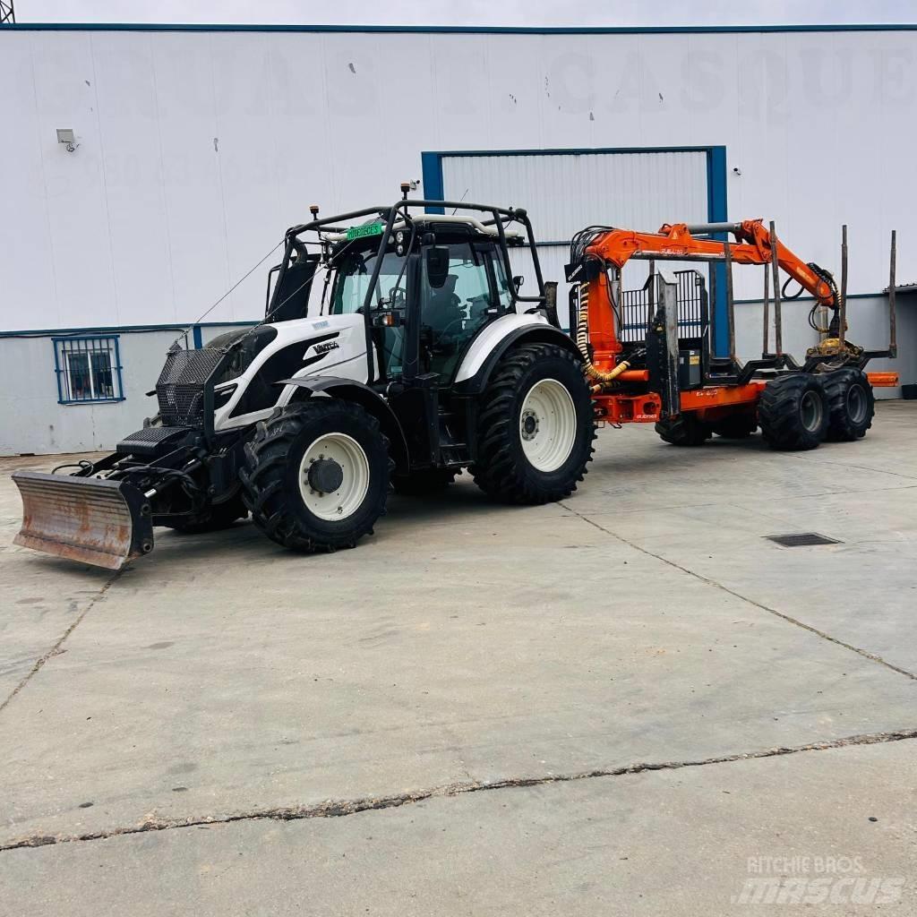Valtra T 174 트랙터