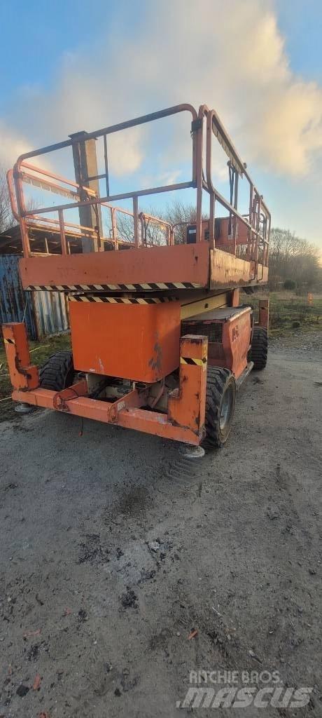 JLG 4394 RT 가위형 리프트