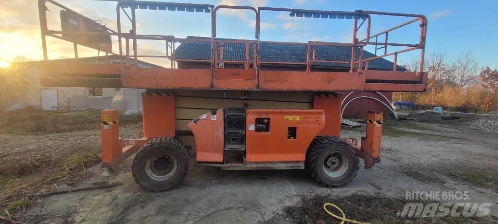 JLG 4394 RT 가위형 리프트