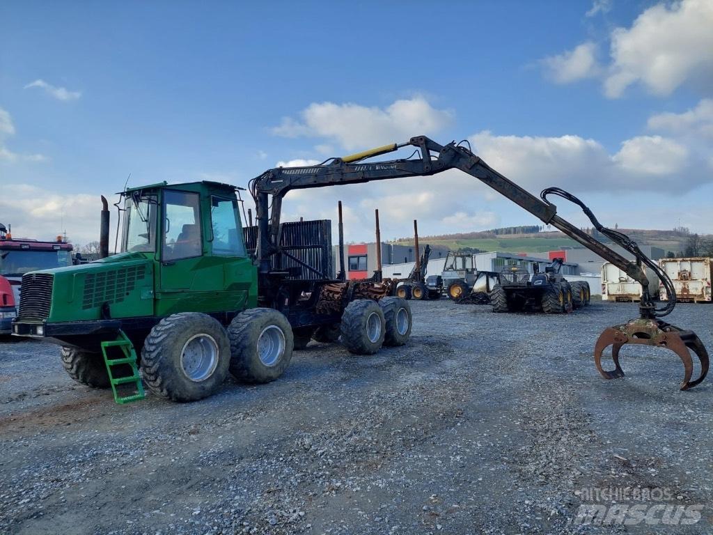 Valmet 860.1 원목 포워더