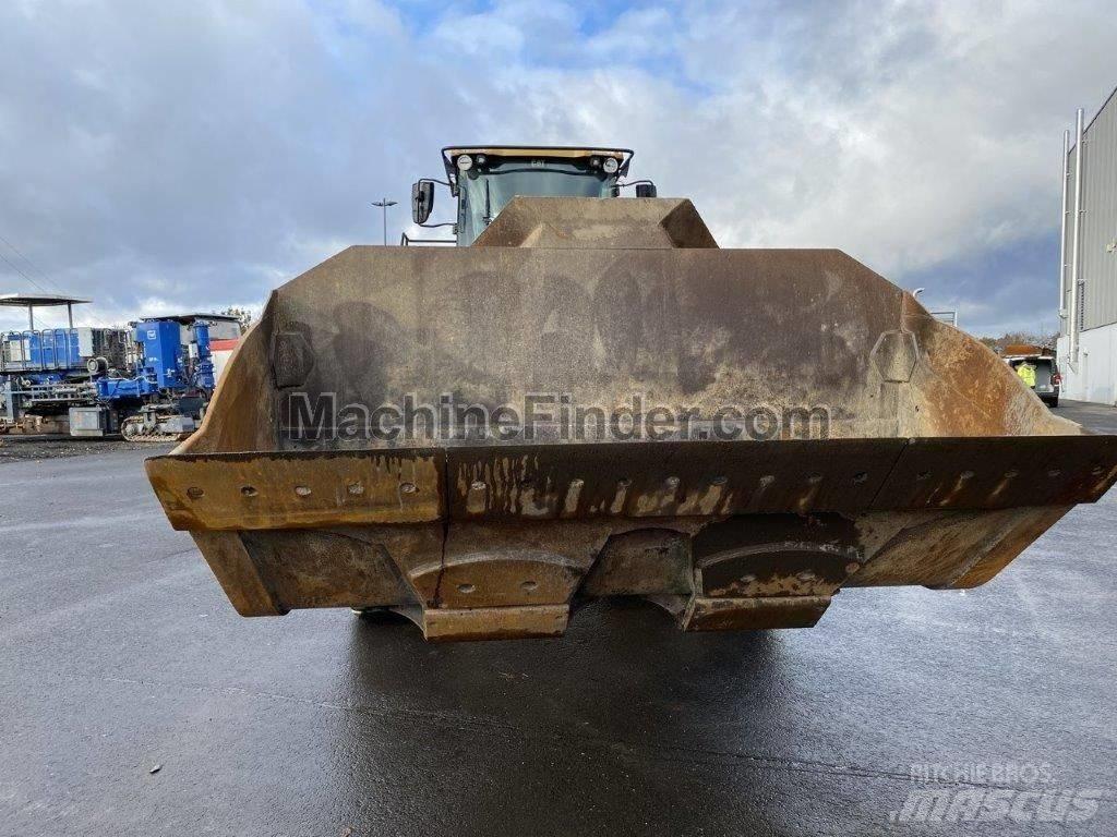CAT 966 M XE  휠로우더
