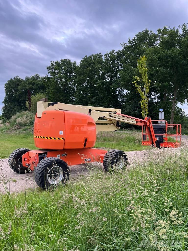 JLG 510 AJ 관절형 전동이동 리프트