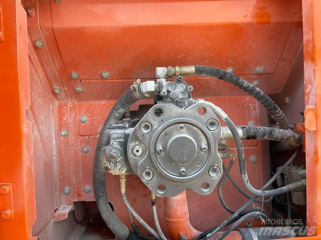 Doosan DX 260 대형 굴삭기 29톤 이상