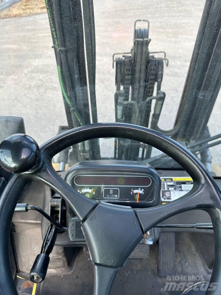 CAT DP 25 K 디젤 지게차