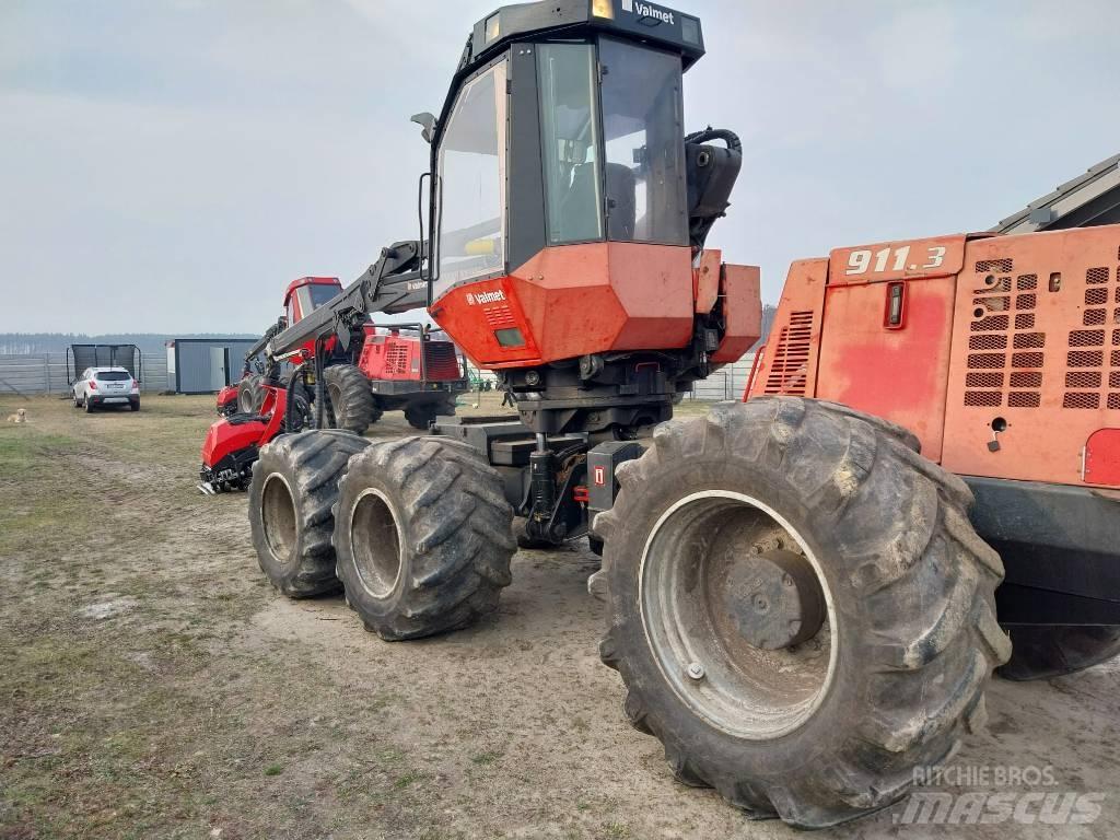 Valmet 911.3 원목 하베스터