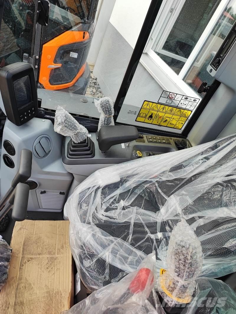 Develon DX27Z-7 농기계 - 기타