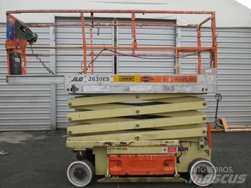 JLG 2630 ES 가위형 리프트