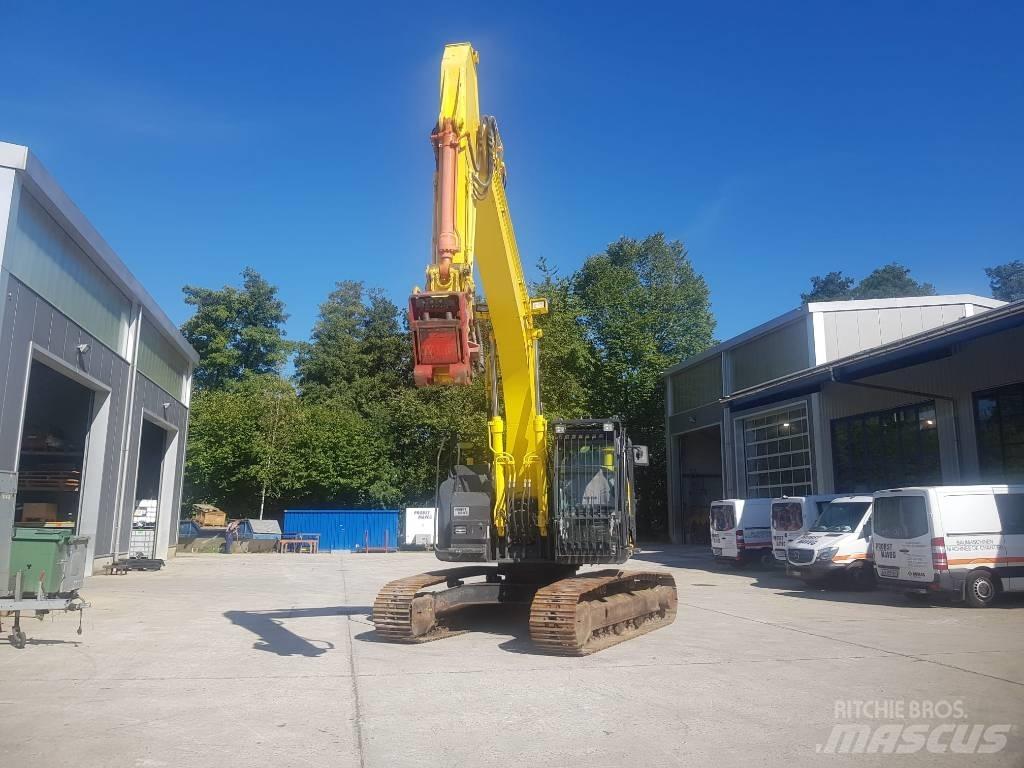 Hitachi ZX225USLC-5 대형 굴삭기 29톤 이상
