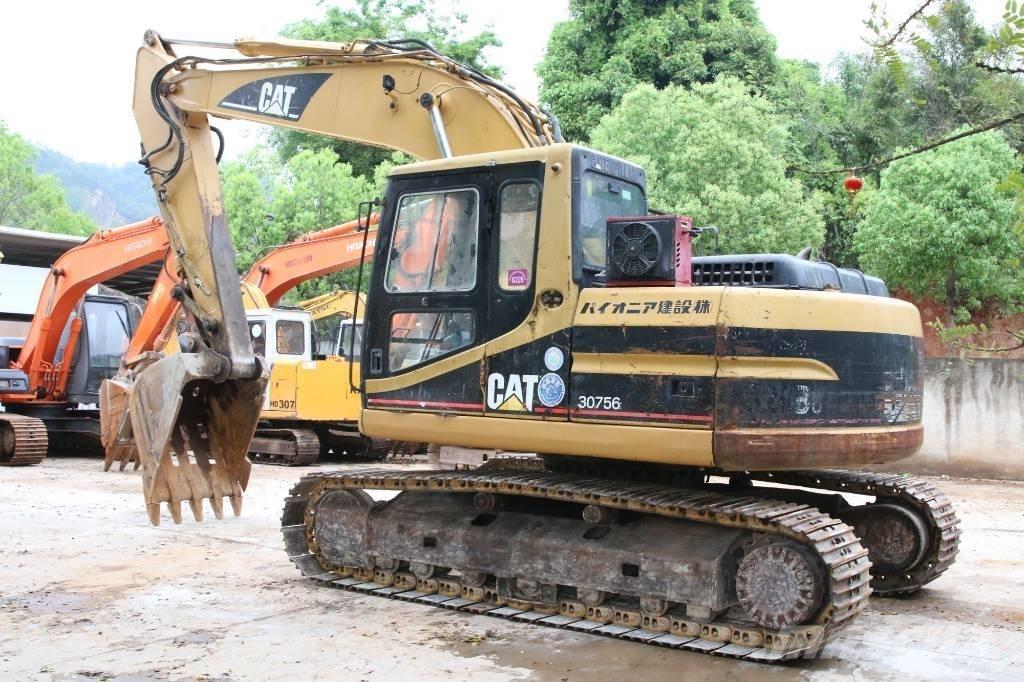 CAT 320BU 대형 굴삭기 29톤 이상