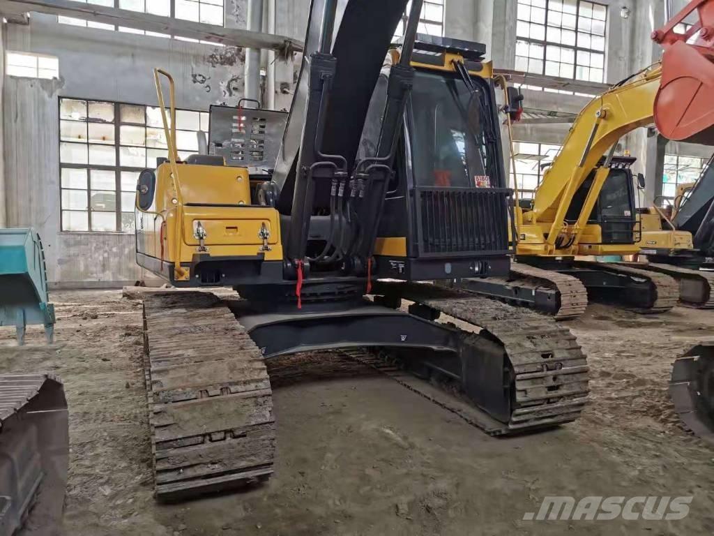 Volvo EC200D 대형 굴삭기 29톤 이상