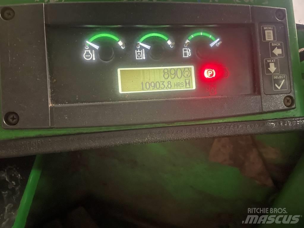 John Deere 643 K 팰러번처