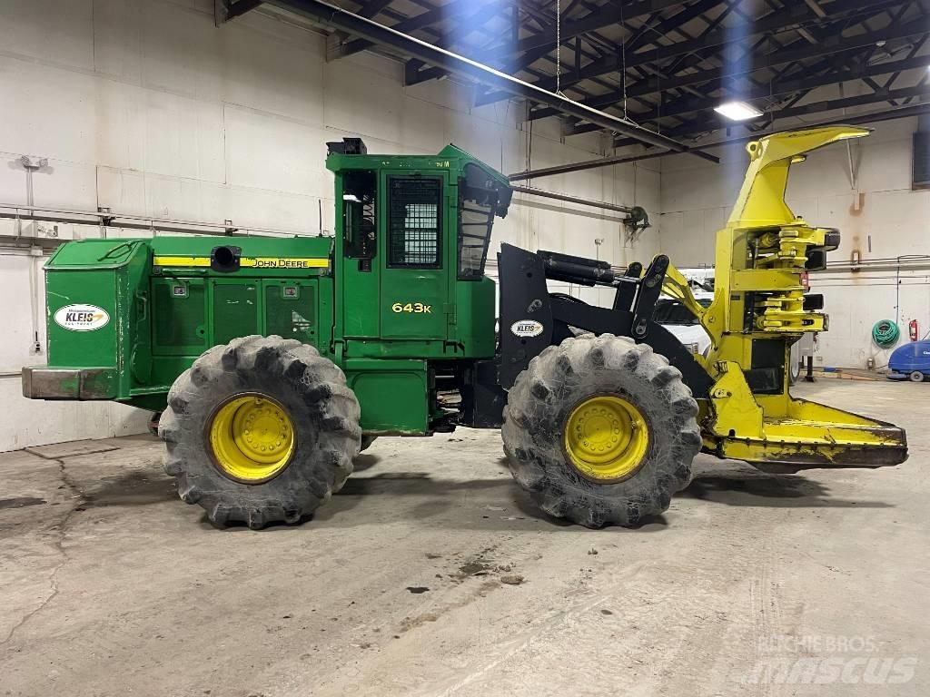 John Deere 643 K 팰러번처