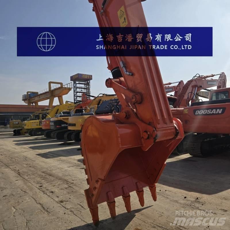 Hitachi ZX 350 대형 굴삭기 29톤 이상