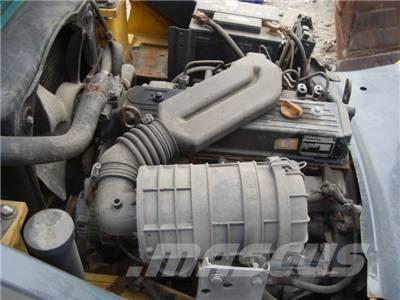 Komatsu FD 30 T-14 디젤 지게차