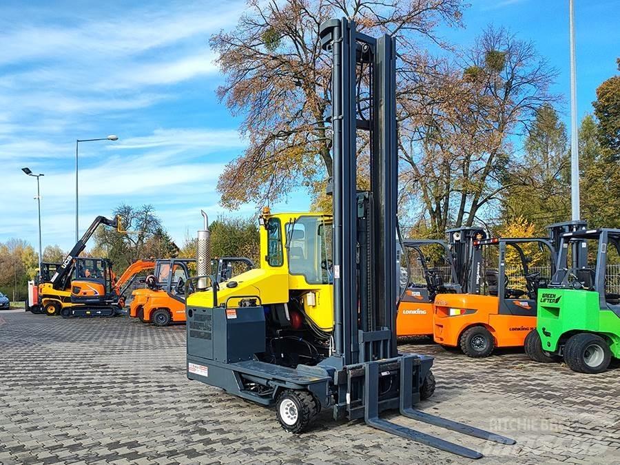 Combilift C4000 4방향 리치트럭