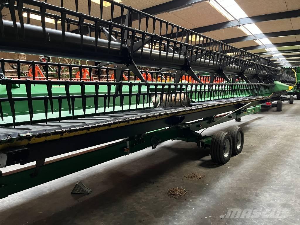 John Deere T670 콤바인 수확기