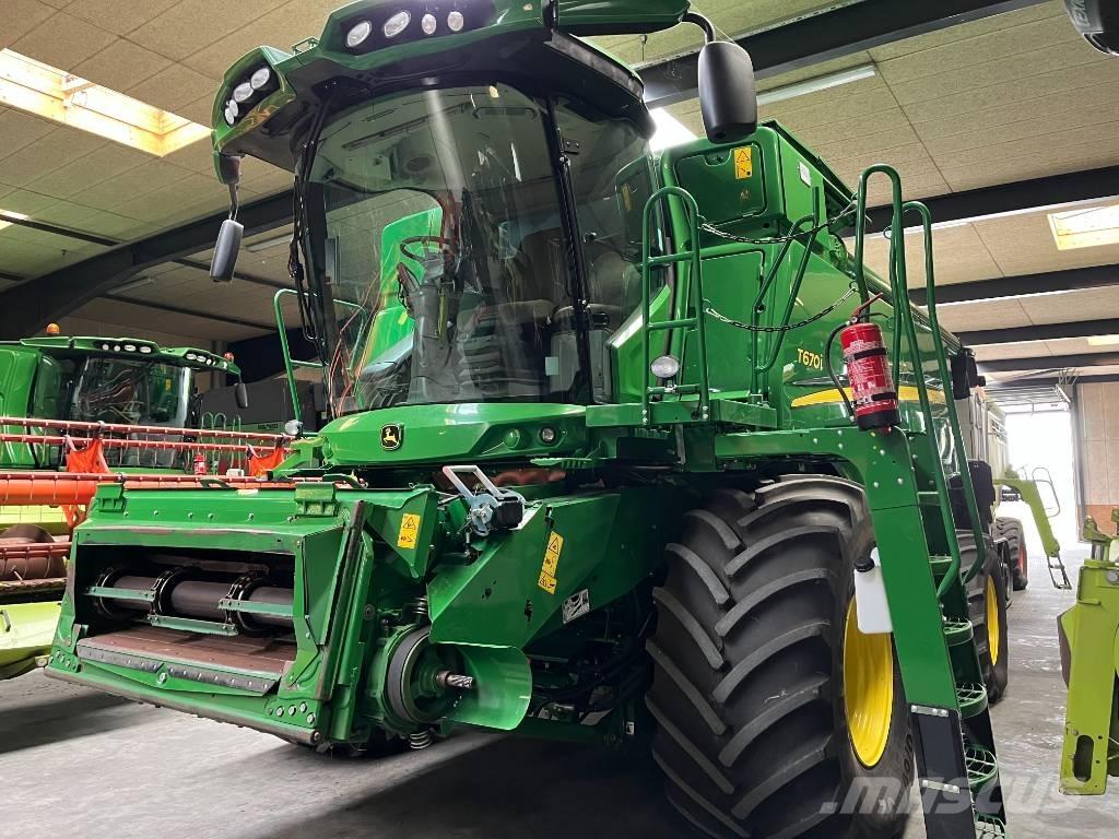 John Deere T670 콤바인 수확기