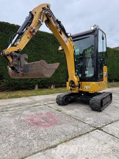 CAT 301.6 소형 굴삭기 7톤 미만