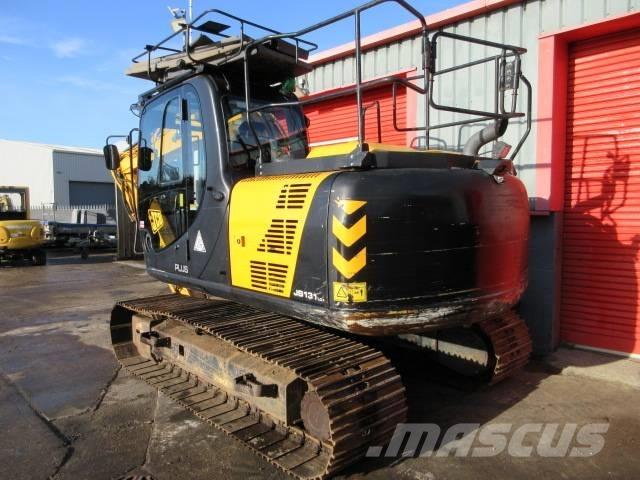 JCB JS 131 LC+ Plus 중형굴삭기 7톤-28톤