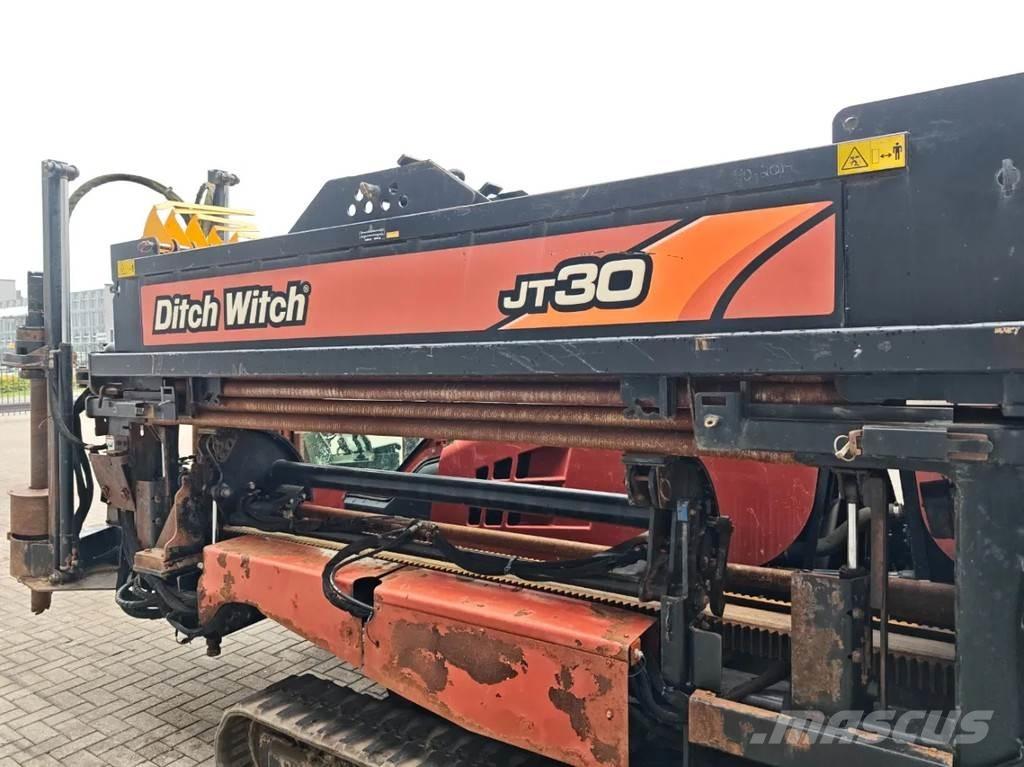 Ditch Witch JT30 도로 굴착기