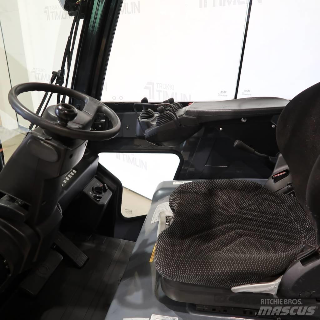 Toyota 8FBMT25 전동 지게차