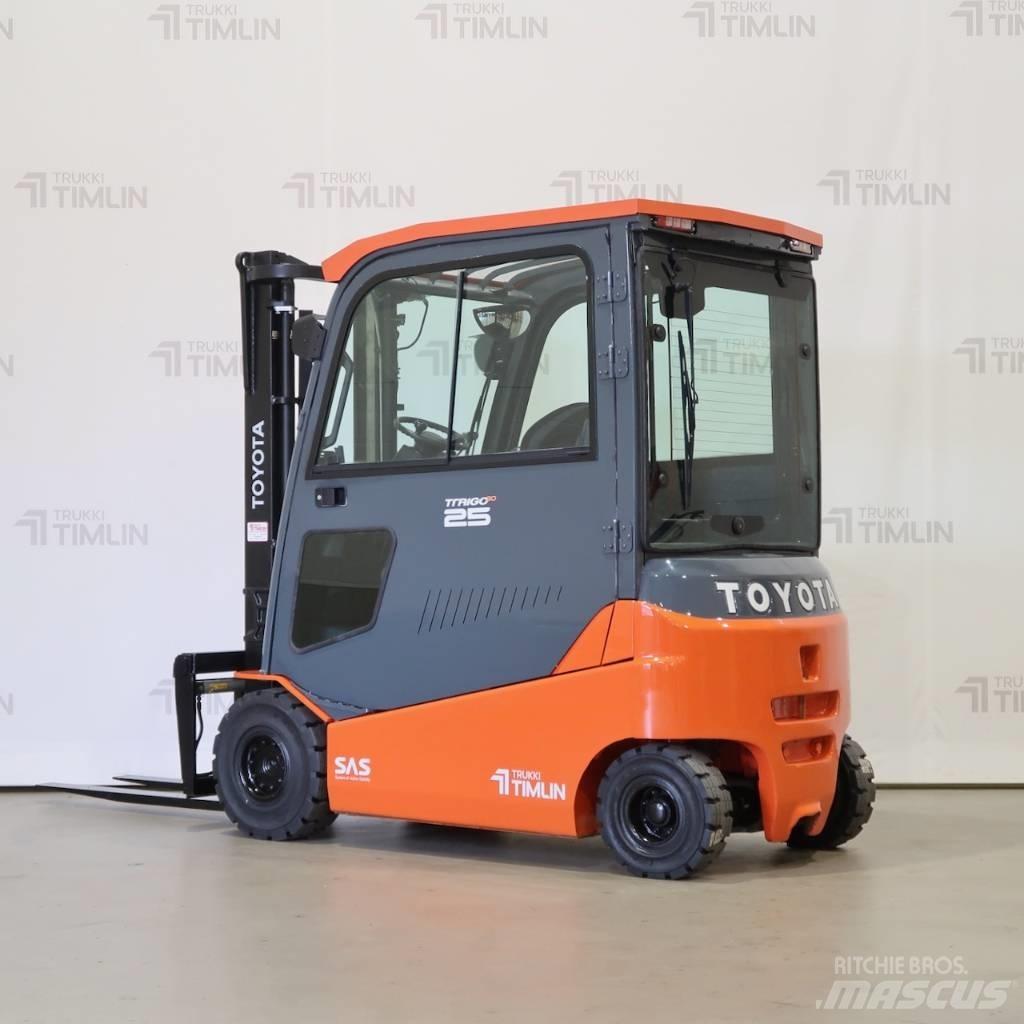 Toyota 8FBMT25 전동 지게차