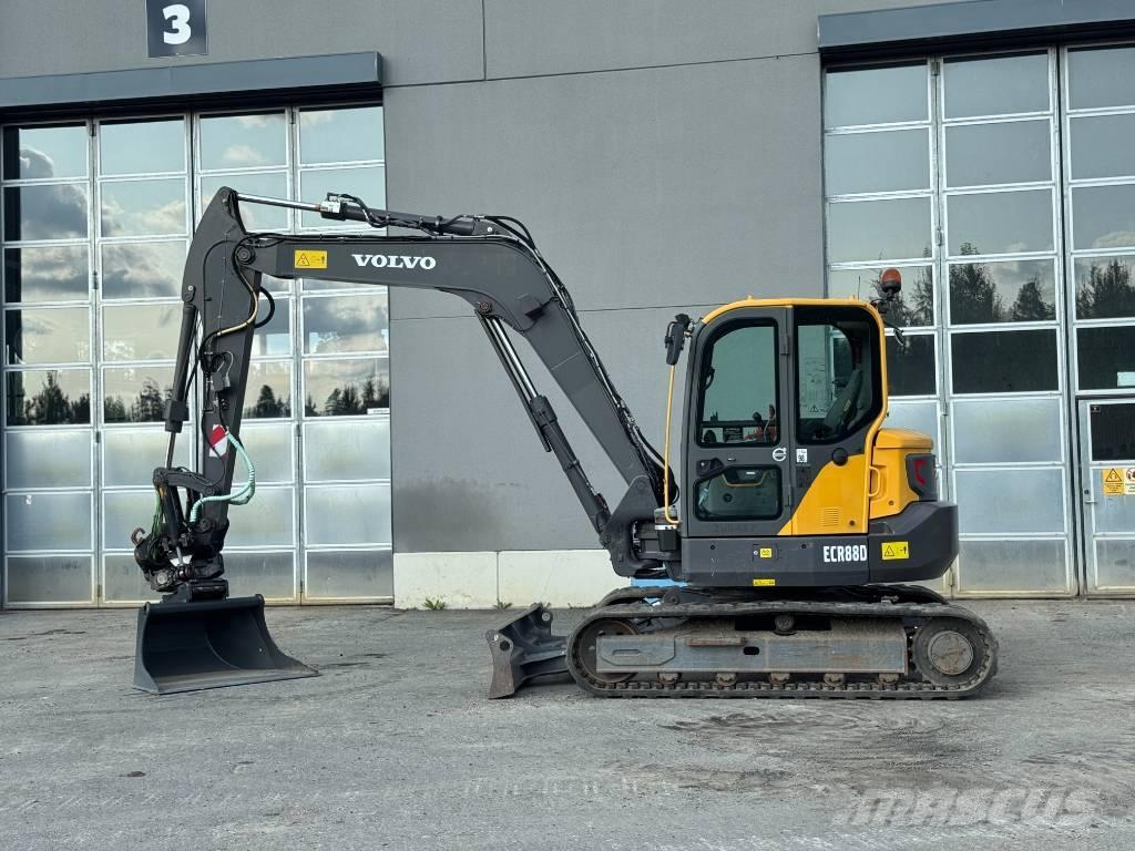 Volvo ECR 88 D 중형굴삭기 7톤-28톤
