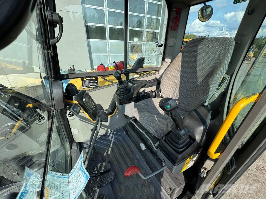 Volvo ECR 88 D 중형굴삭기 7톤-28톤