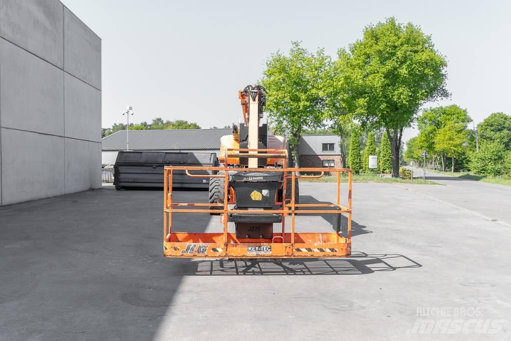 JLG 1250 AJP 견인식 전동이동 리프트