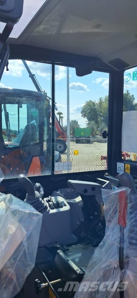 Hitachi ZX33U 대형 굴삭기 29톤 이상