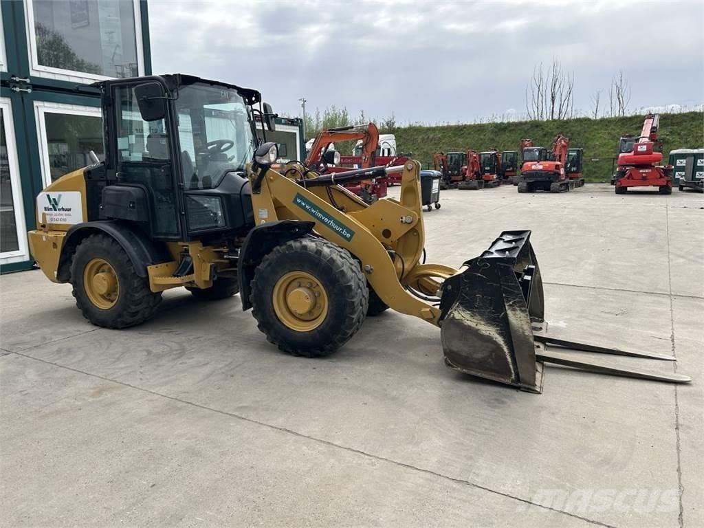CAT 906M (8758) 다목적 로더