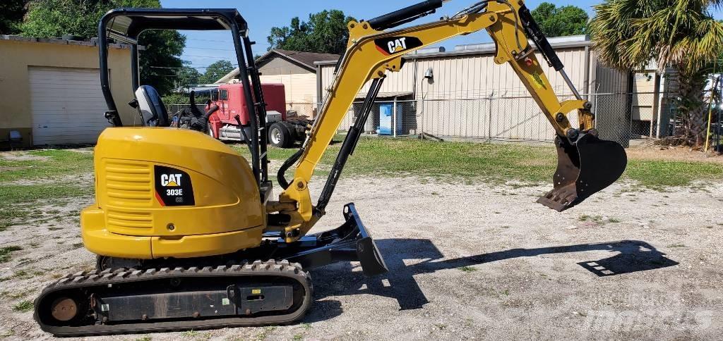 CAT 303 E CR 소형 굴삭기 7톤 미만