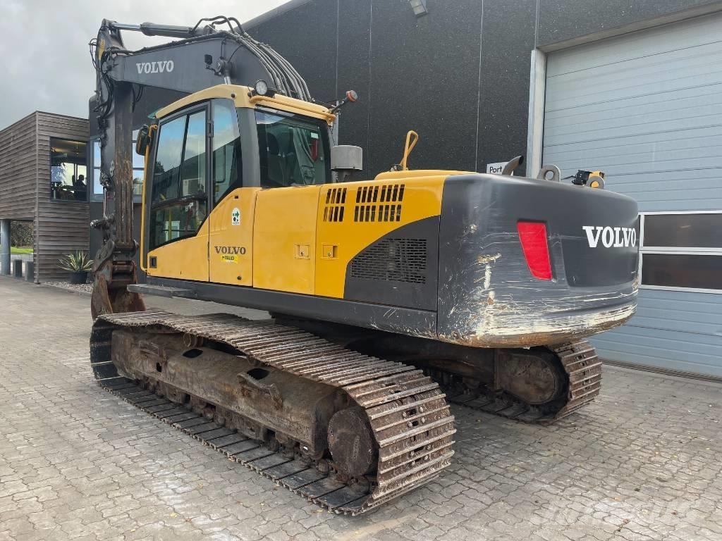 Volvo EC210CL 대형 굴삭기 29톤 이상