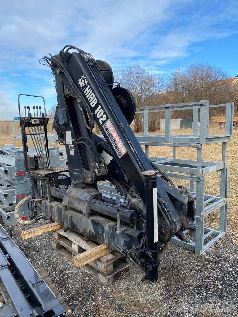 Hiab 102 로더 크레인