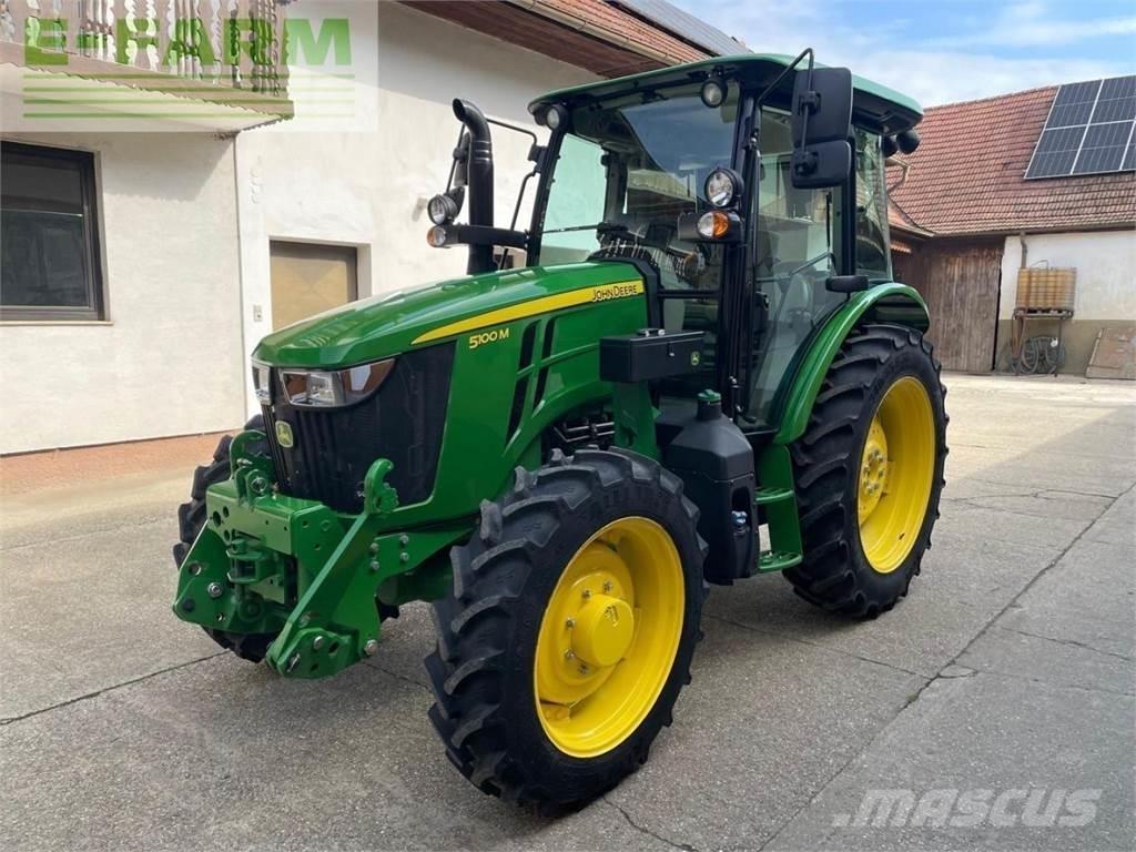 John Deere 5100M 트랙터