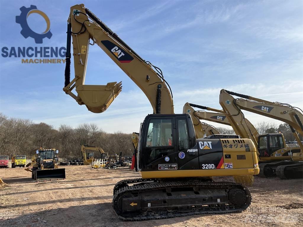 CAT 320 D 대형 굴삭기 29톤 이상