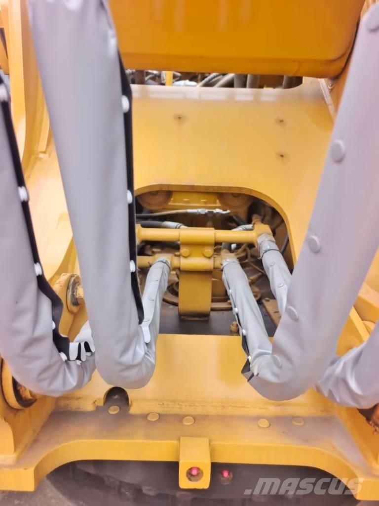 CAT 323 GC 대형 굴삭기 29톤 이상