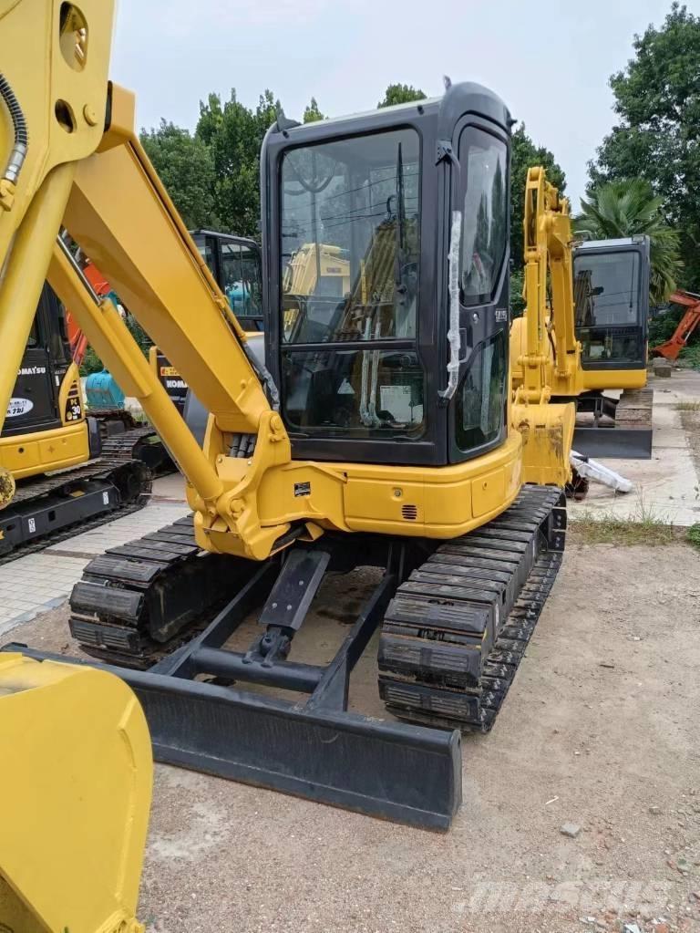 Komatsu PC 30 소형 굴삭기 7톤 미만