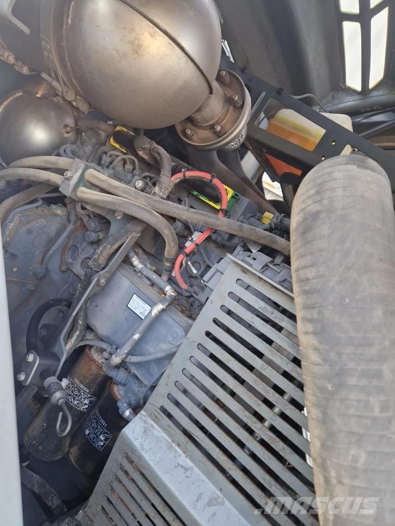 Kramer 8155  휠로우더