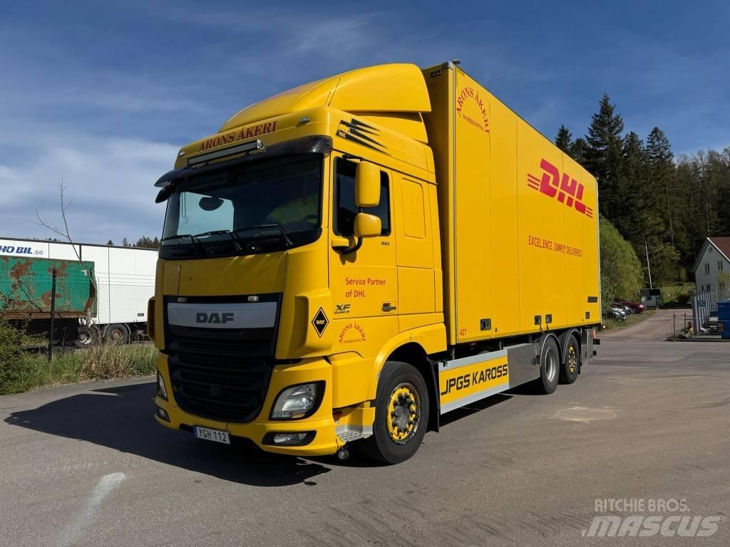 DAF XF 510 탑차 트럭