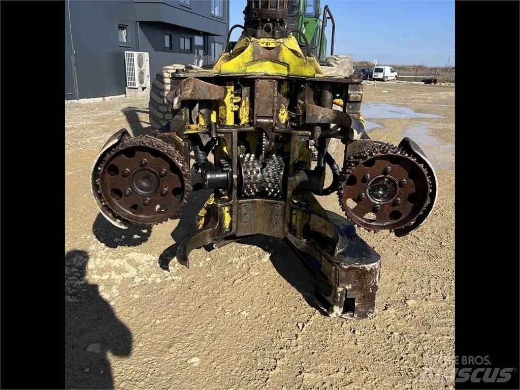 John Deere 1470E 원목 하베스터