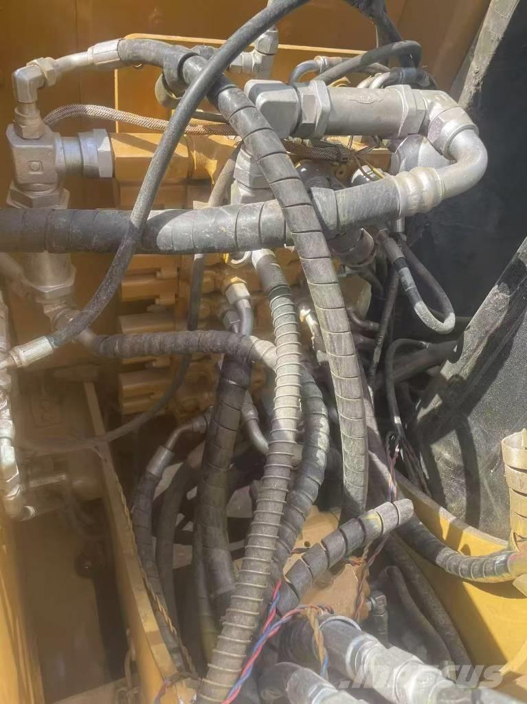 CAT 308 E2 중형굴삭기 7톤-28톤